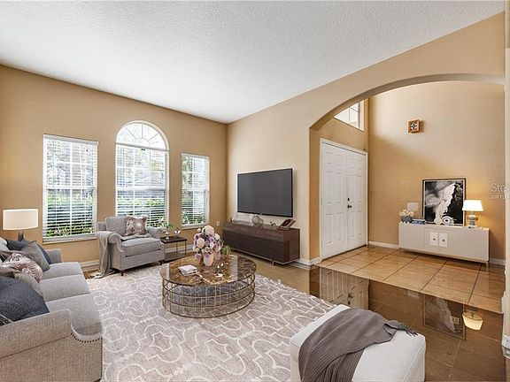 4th image of 12633 Weatherford Way
