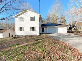 7325 Foxlair Rd, Knoxville, TN 37918