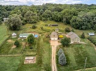 17081 Lime Kiln Rd, Crescent, IA 51526