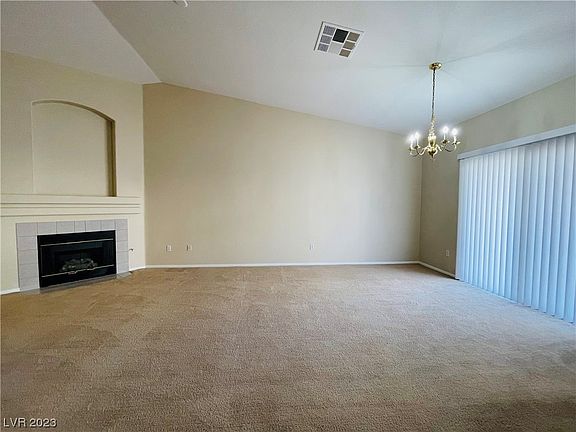 5th image of 8790 Beacon Harbor Ave