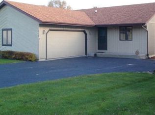 216 Lake Summerset Rd, Davis, IL 61019