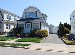 23 High St, Valley Stream, NY 11581