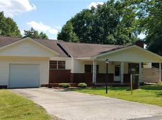 501 Rogers Lake Rd, Kannapolis, NC 28081