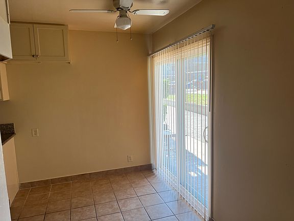 5th image of 944 N Vine Ave APT 2