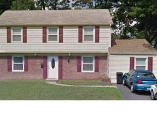 11 Bloomfield Ln, Willingboro, NJ 08046