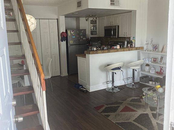 3rd image of 8670 NW 6th Ln APT 203