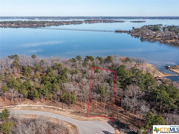 3rd image of 3104 Shadow Pine Dr