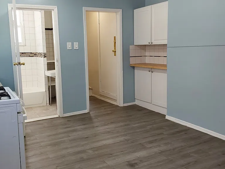 508 S Orange Ave #2 — Photo 4
