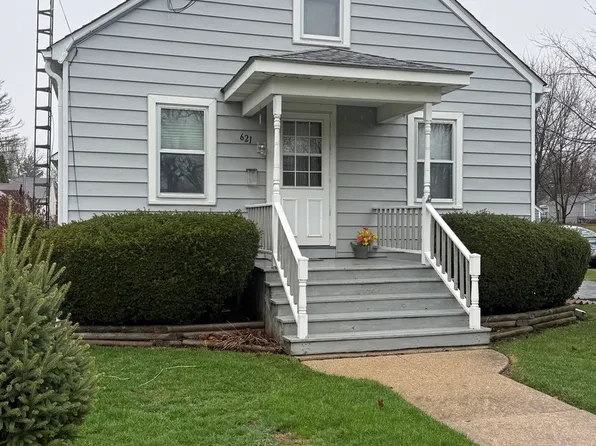 (undisclosed Address), Woodstock, IL 60098