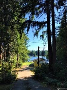 10603 Lakeshore Drive, Anderson Island, WA, 98303