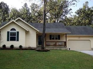 335 Daisy Dr #A, Marshfield, MO 65706