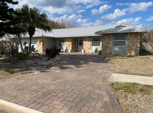 208 Fir Ave, Melbourne Beach, FL 32951