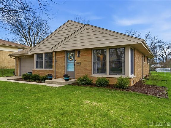 2nd image of 116 Briar Ln