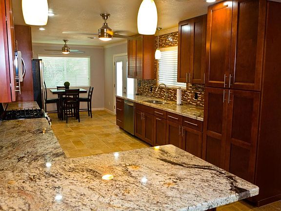 5th image of 11420 N Century Ln