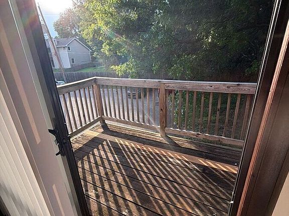 5th image of 3556 Tudor Dr #D