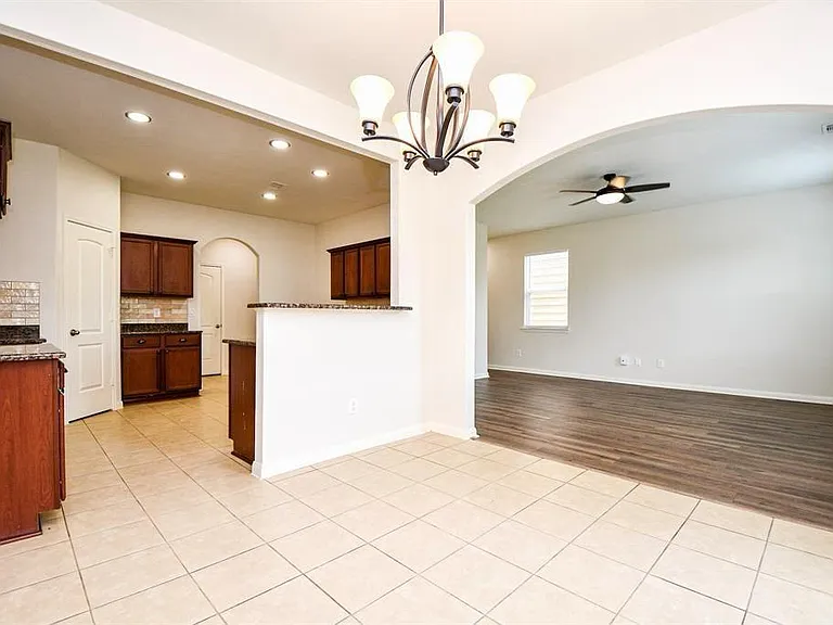 10909 Panther Ct SW — Photo 9