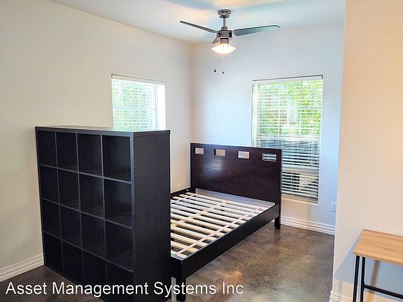 2nd image of 2505 W Hickory St APT 6