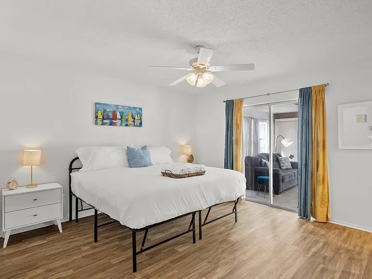 SE Harbor View Dr — Photo 11