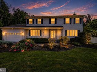3 Leshin Ln, Hightstown, NJ 08520