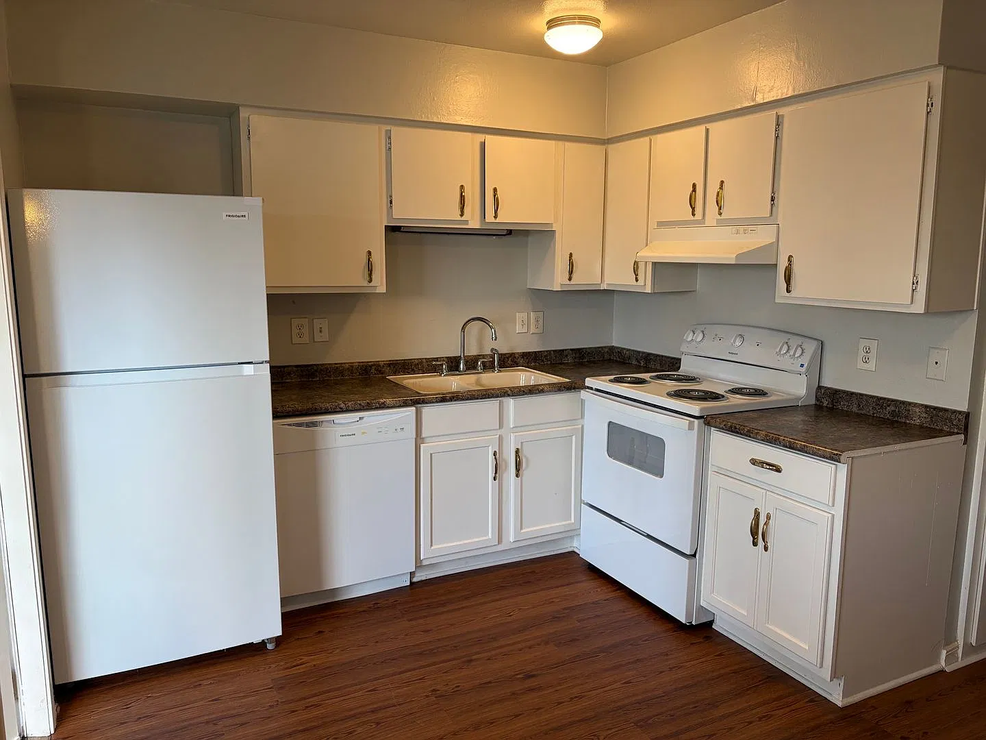 2BR/1.5BA Timber Cove Townhomes Bossier — Photo 4