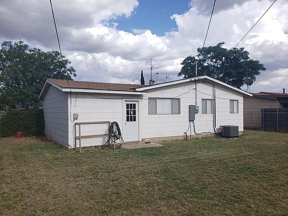 2nd image of 904 Autumn Ave