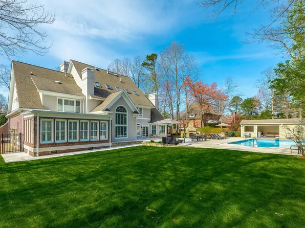 1314 Brow Estates Dr, Signal Mountain, TN 37377