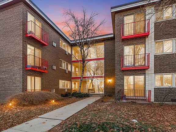 2nd image of 8500 Skokie Blvd APT 3A