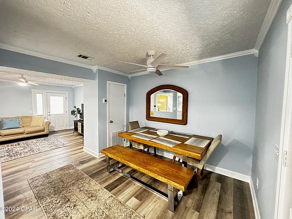 4th image of 211 Circle Dr