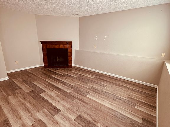 3rd image of 3310 Cochran Dr #D