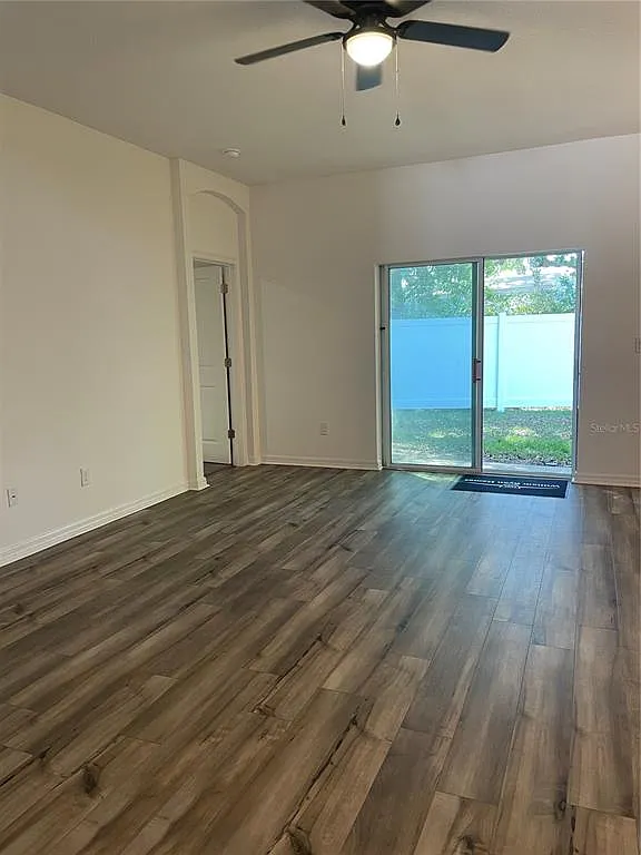3 bed, 2.0 bath, 1545 sqft, $2,150 — Photo 3