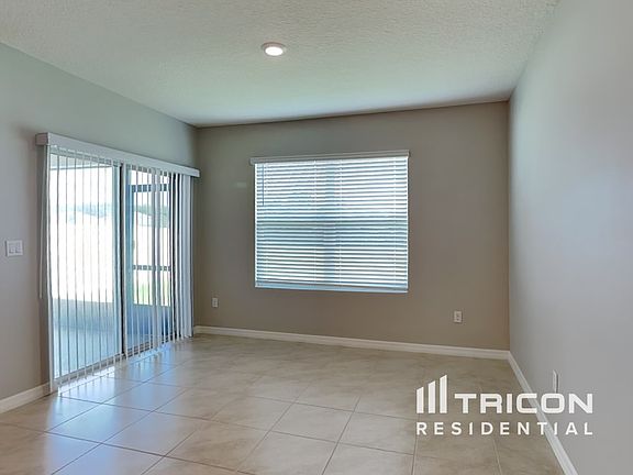4th image of 6680 Coral Berry Dr
