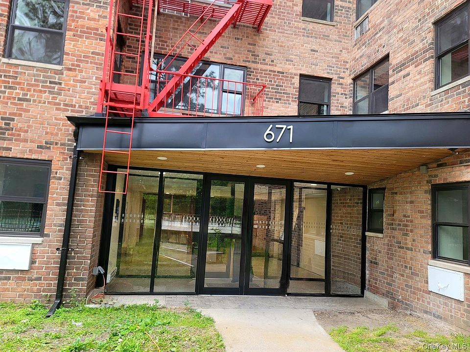1st image of 671 Bronx River Road #4N