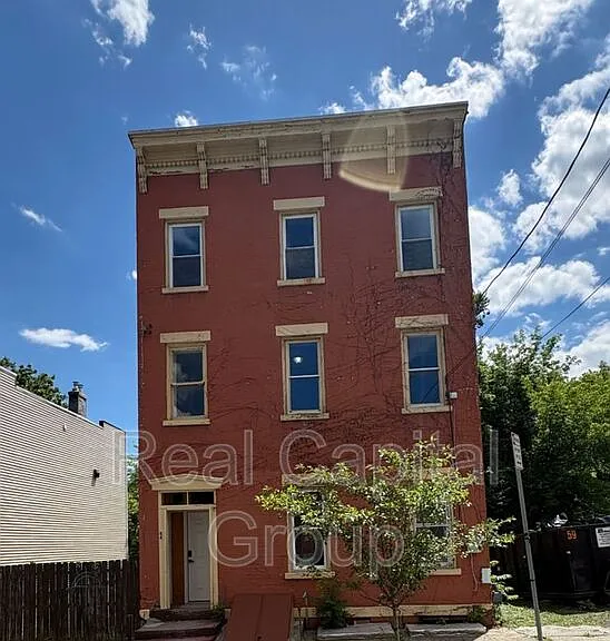 44 Alexander St #1 — Photo 1