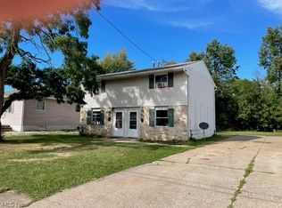 1851 E 37th St, Lorain, OH 44055