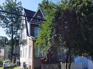172-04 109th Ave, Jamaica, NY 11433