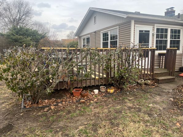 78 Hawthorne Ave
