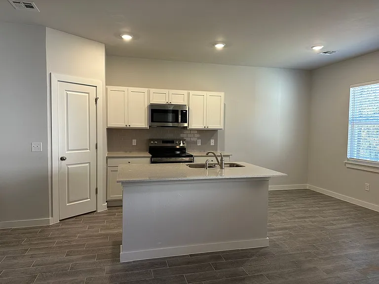 16950 Lantana Loop — Photo 3