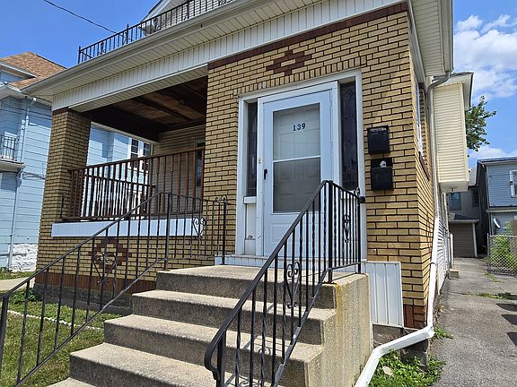 3rd image of 139 Woodell Ave #1