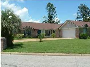 1060 Palisade Rd, Pensacola, FL 32504