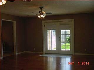 3rd image of 2454 Old Elm Ct