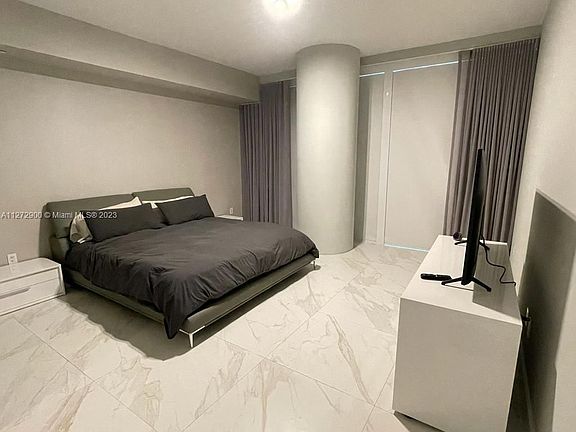 3rd image of 10201 Collins Ave Unit 1005