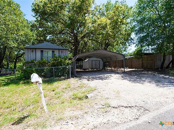 4th image of 3389 Cedar Crest Dr