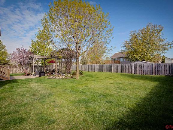 5th image of 100 Pebble Creek Ct