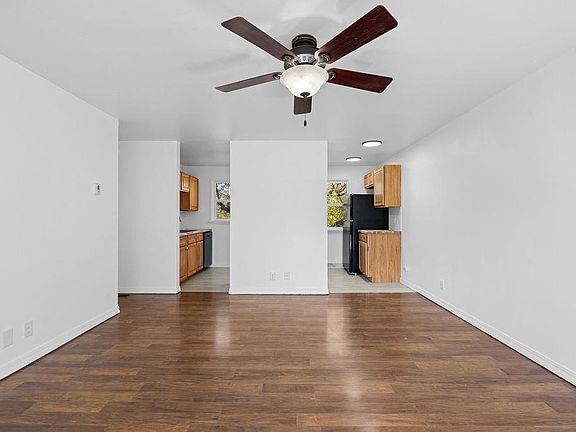 4th image of 6123 N Greenwood Blvd