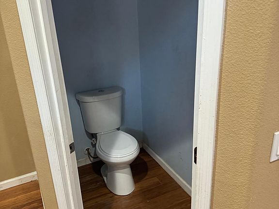 4th image of 2120 Banda Ave #2