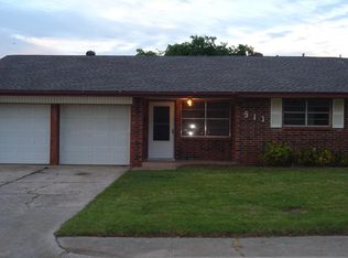 511 Teakwood Ave, Yukon, OK 73099