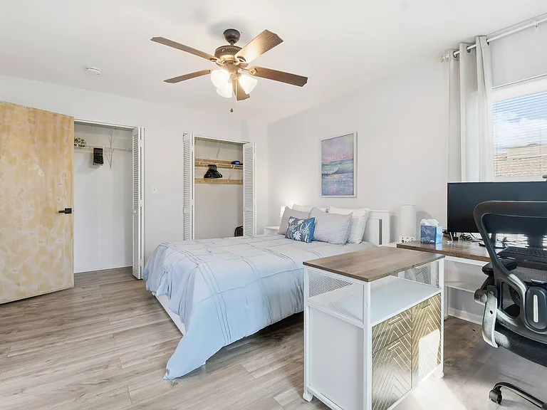 255 Capri Cir N #8 — Photo 28