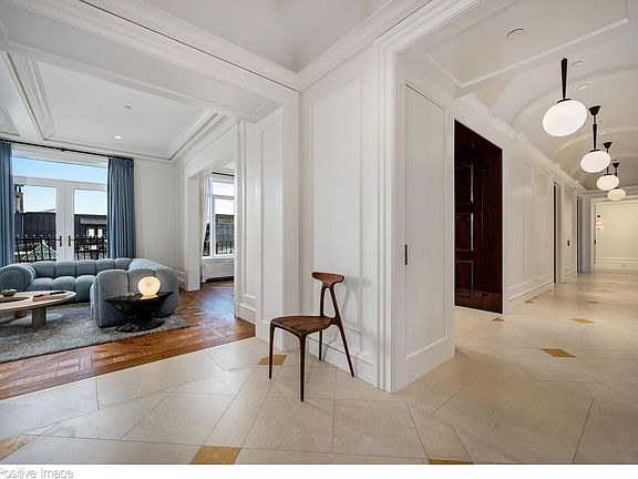 4th image of 65 E Goethe St APT 4E