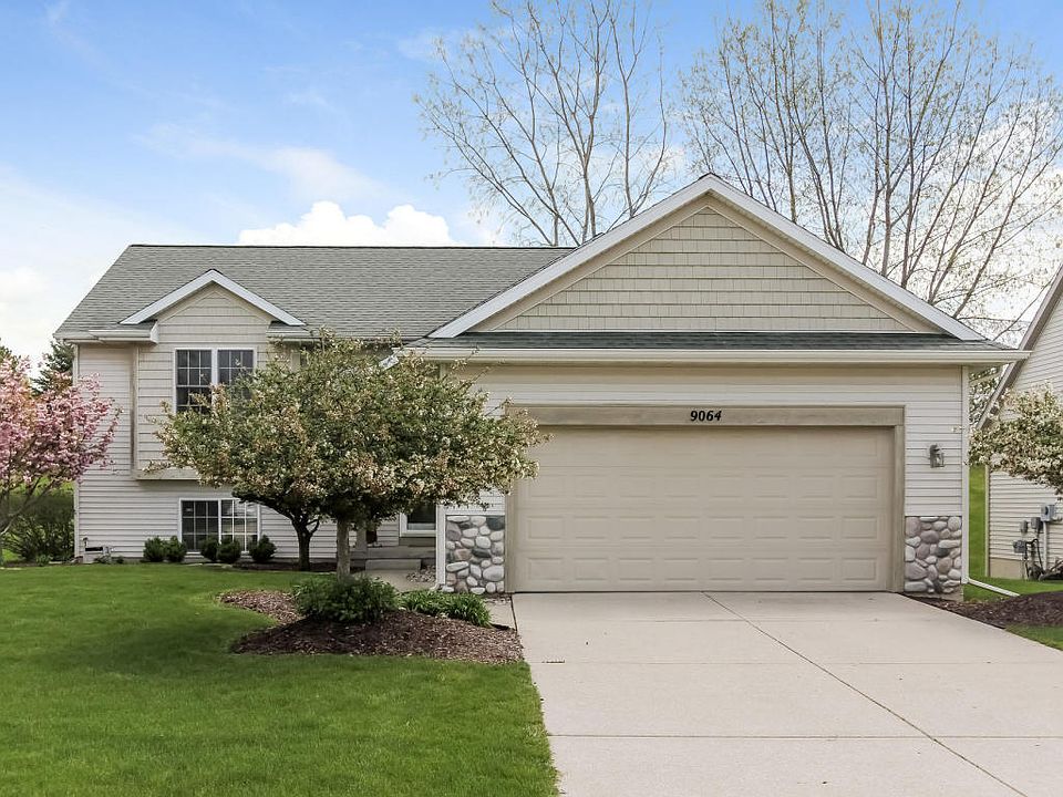1st image of 9064 Glengarry Ct SE