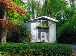 301 Mill Rd, New Canaan, CT 06840